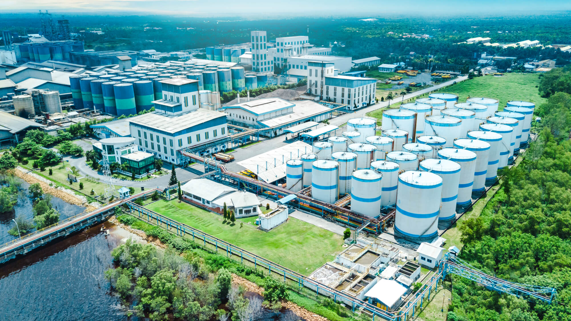 A large white and blue buildings.
